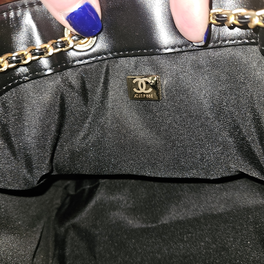 Black Quilted Shoulder Bag with Gold Chain Detail - Picture 8 of 10